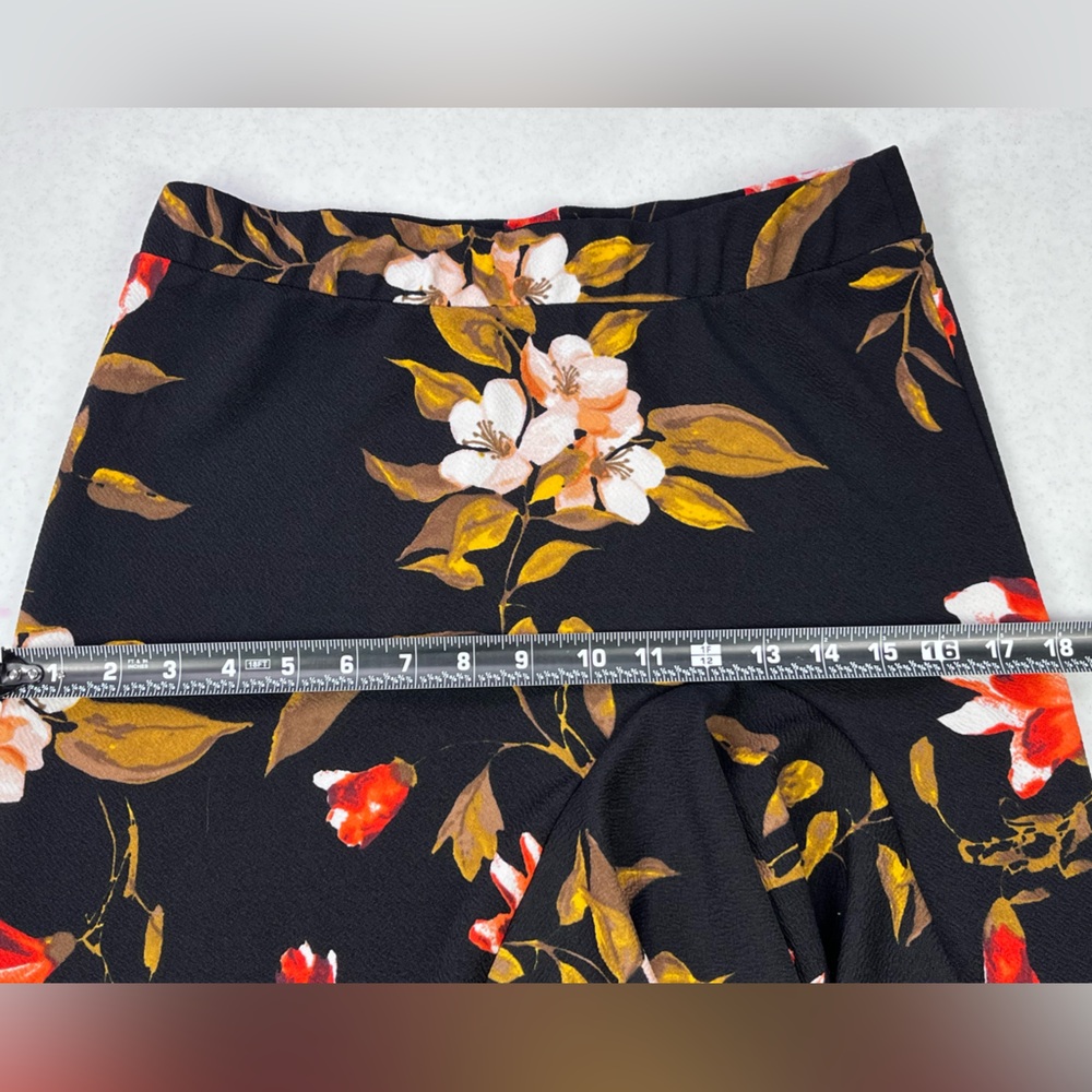 Touch Me Black Floral Skirt with High-Low Ruffle Hem. Size Large. - Picture 9 of 9